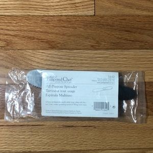The pampered chef - all purpose spreader